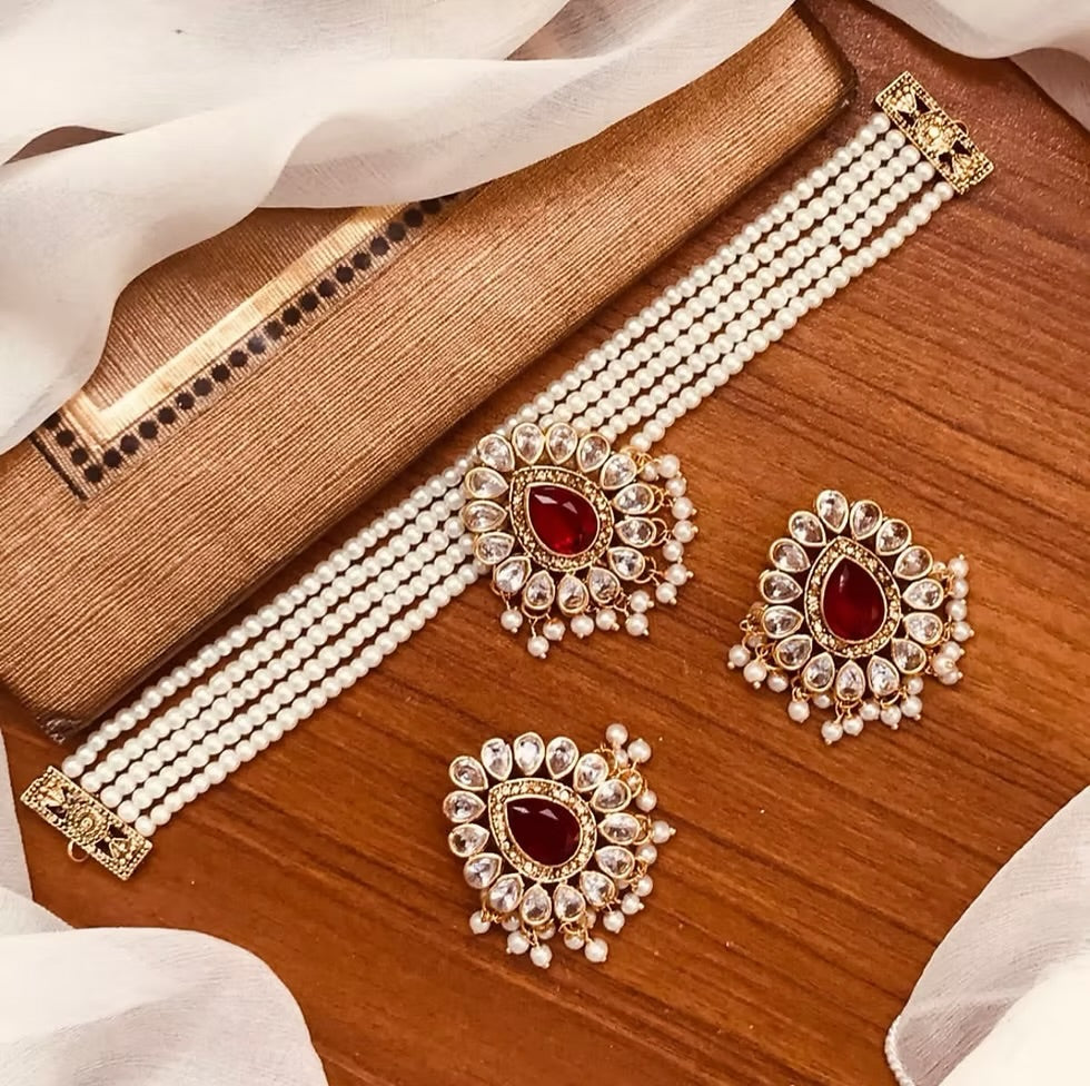 Heer Choker & Ear Studs set - Gold & Red