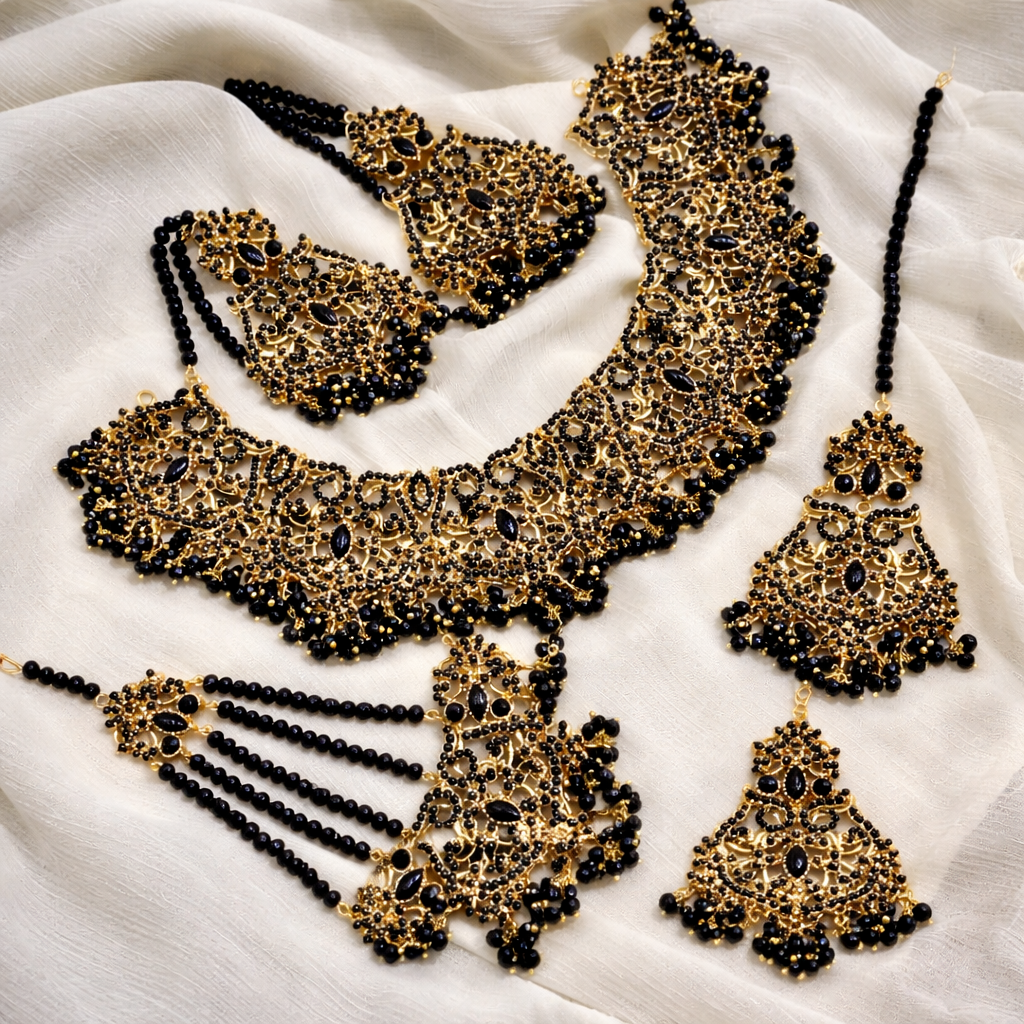 Hyderabadi Black Necklace set