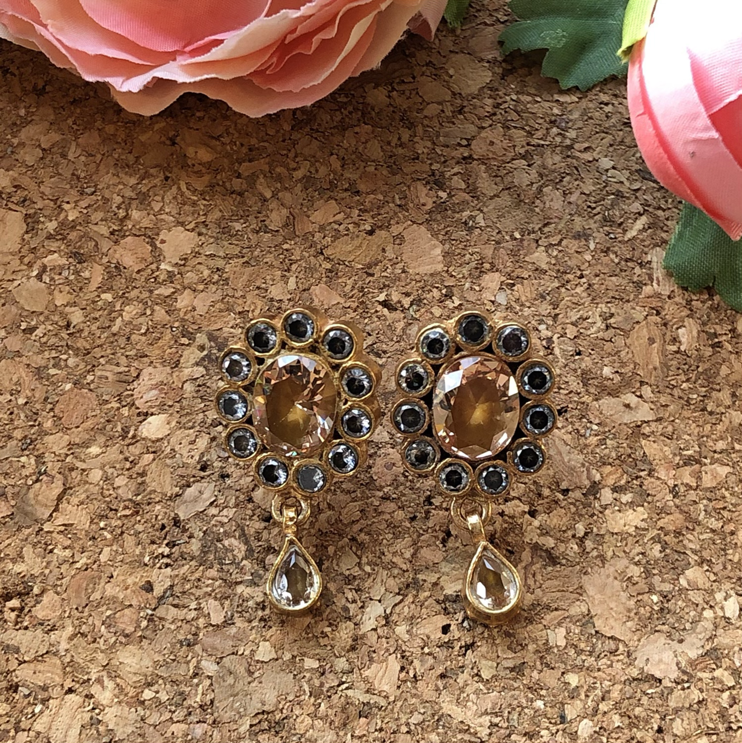 Champagne Kundan Studs