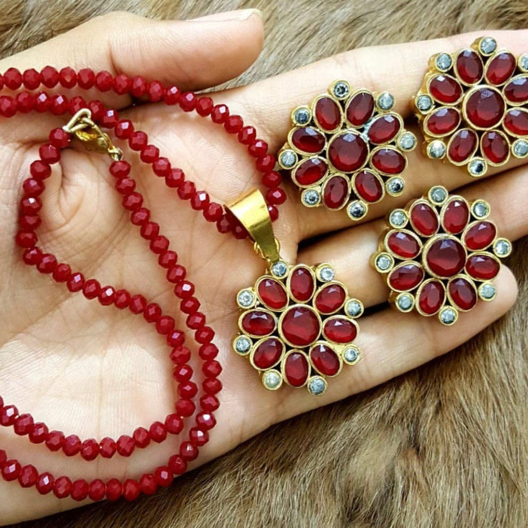 Farshi Kundan Pendant set Ruby