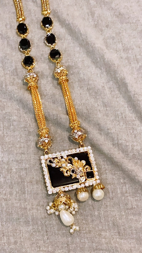 Iztiraar Mala - Black